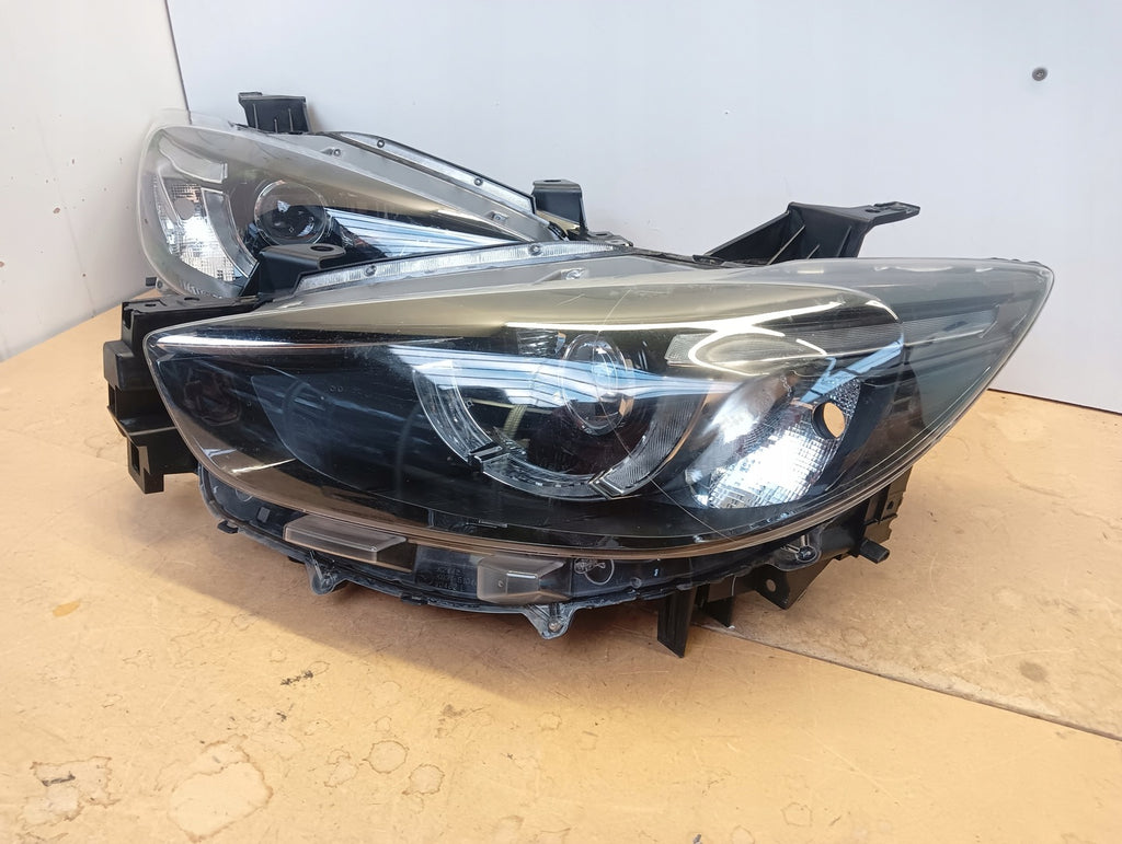Frontscheinwerfer Mazda Cx5 KA1F-51040 LED Ein Stück (Rechts oder Links)