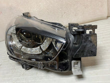 Laden Sie das Bild in den Galerie-Viewer, Frontscheinwerfer Mazda II D09K-51030 LED Rechts Scheinwerfer Headlight SCH3262813264un