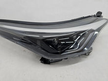 Laden Sie das Bild in den Galerie-Viewer, Frontscheinwerfer Toyota C-Hr 81110-YP281-00 Rechts Scheinwerfer Headlight SCH9830952586kl