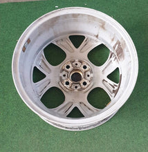Laden Sie das Bild in den Galerie-Viewer, 1x Alufelge 16 Zoll 4x100 6791942 Mini R56 Coupe Rim Wheel FEL1102999695zq