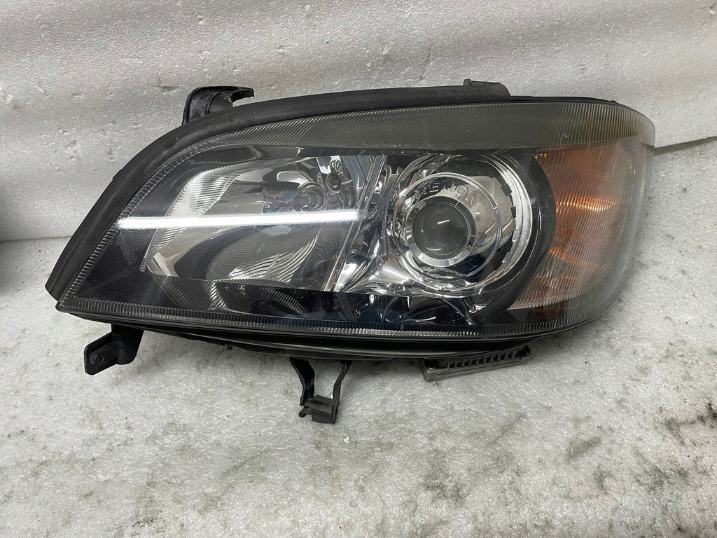 Frontscheinwerfer Opel Zafira B Xenon Links Scheinwerfer Headlight