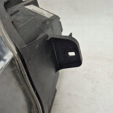 Laden Sie das Bild in den Galerie-Viewer, Frontscheinwerfer Renault Trafic III 260109424R Rechts Scheinwerfer Headlight SCH4101262938ip