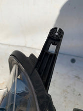 Laden Sie das Bild in den Galerie-Viewer, Frontscheinwerfer Saab 95 9-5 12775735 Rechts Scheinwerfer Headlight