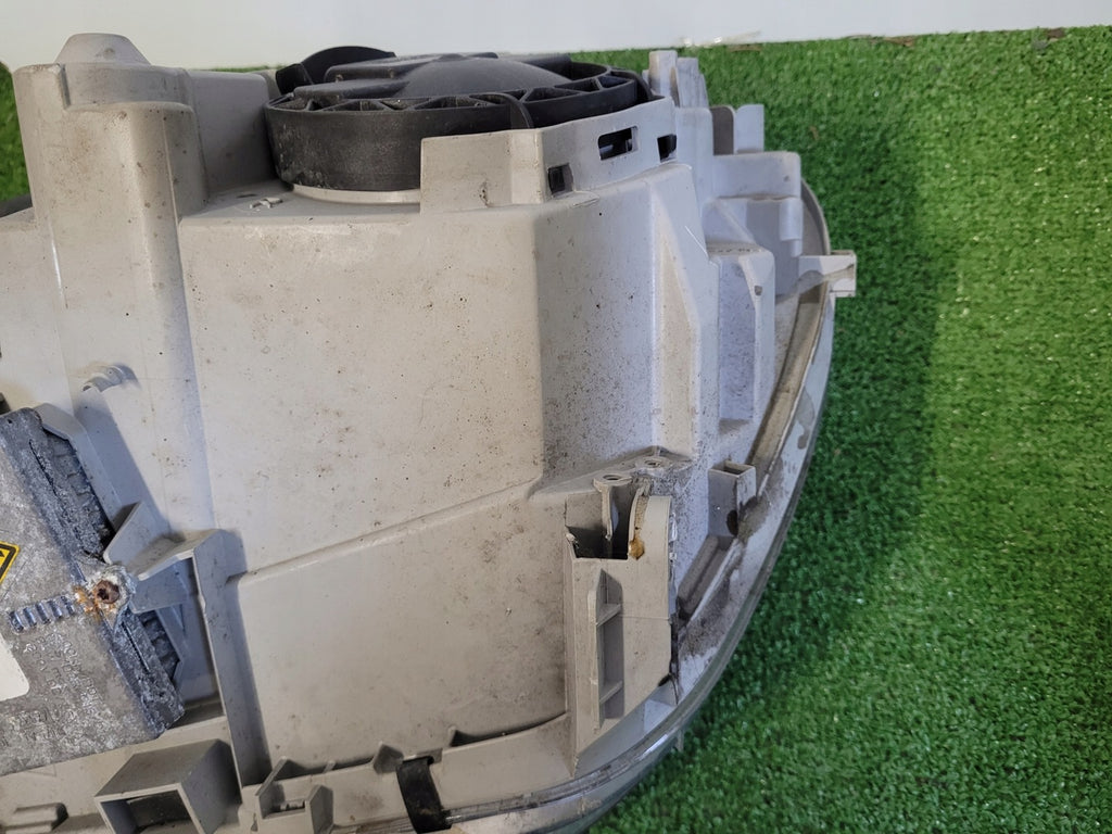Frontscheinwerfer Mercedes-Benz W203 Rechts Scheinwerfer Headlight SCH6289641540xn