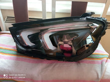 Laden Sie das Bild in den Galerie-Viewer, Frontscheinwerfer Mercedes-Benz Gle A1679060303 LED Links Scheinwerfer Headlight
