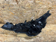 Load image into Gallery viewer, Frontscheinwerfer Toyota Corolla 81110-02S70 Full LED Rechts Headlight SCH2965195524sc