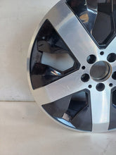 Laden Sie das Bild in den Galerie-Viewer, 1x Alufelge 18 Zoll 7.5&quot; 5x112 53ET Glanz Schwarz A2474012800 Mercedes-Benz W247