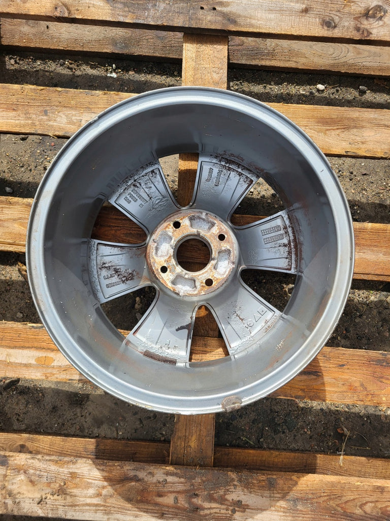 1x Alufelge 16 Zoll 6.5" 4x108 20ET Glanz Silber 9678398177 Peugeot 2008 I FEL3630627314ql