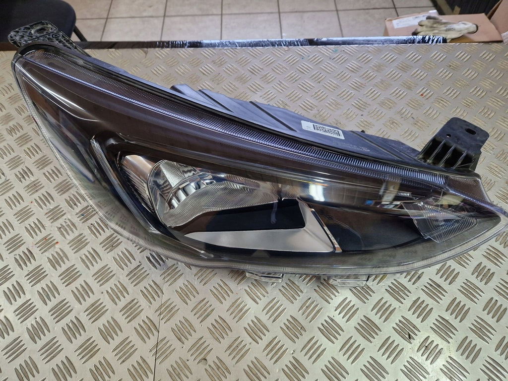 Frontscheinwerfer Ford Focus IV MX7B-13E014-CC LED Rechts Scheinwerfer Headlight