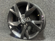 Laden Sie das Bild in den Galerie-Viewer, 1x Alufelge 17 Zoll 6.5" 5x112 46ET Glanz Silber 5E3601025AC Skoda Octavia Iv FEL1009341898to
