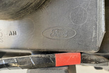 Laden Sie das Bild in den Galerie-Viewer, Frontscheinwerfer Ford WR2A13006 Links Scheinwerfer Headlight