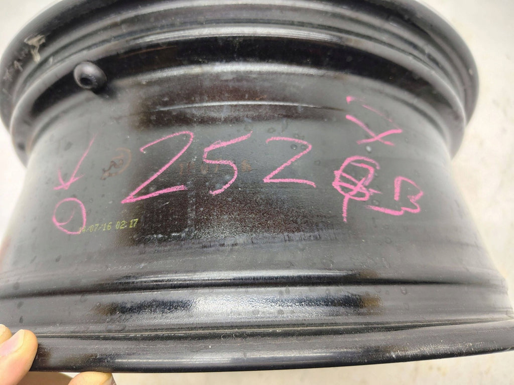 1x Alufelge 17 Zoll 7.0" 5x100 46ET Glanz Graphit 5JJ601025A Skoda Fabia I FEL5299016614zn