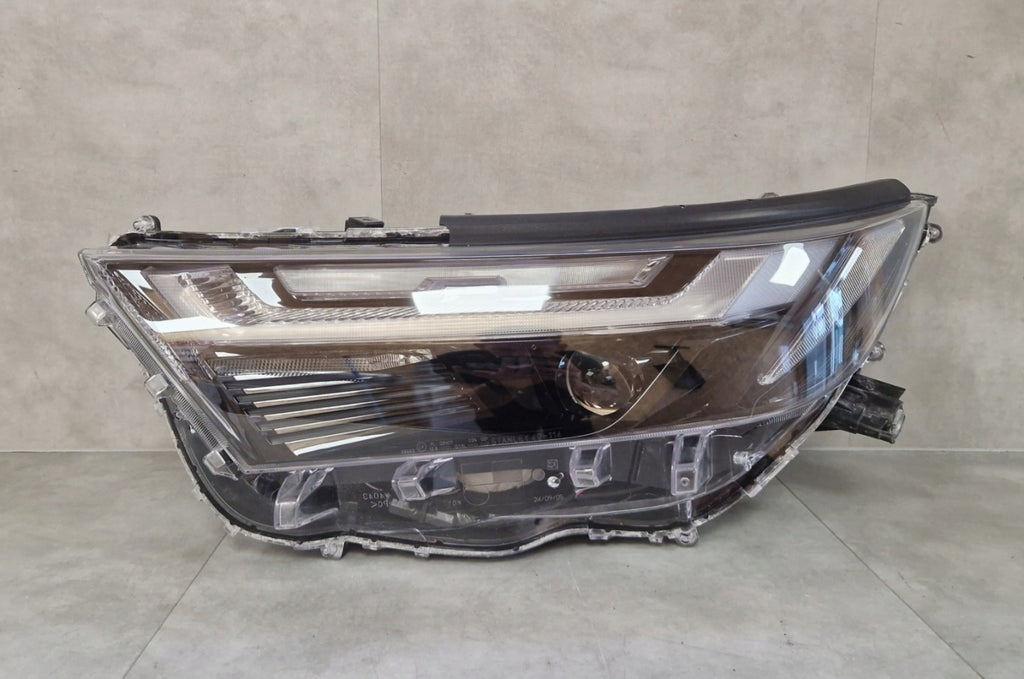 Frontscheinwerfer Toyota V 2301130202 Links Scheinwerfer Headlight SCH9616556190bp