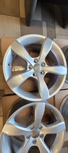 Laden Sie das Bild in den Galerie-Viewer, 4x Alufelge 16 Zoll 6.0" 5x100 30ET Glanz Silber 8X00714968Z8 Audi Rim Wheel FEL8919436957mb