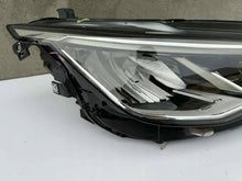 Laden Sie das Bild in den Galerie-Viewer, Frontscheinwerfer VW Golf VIII 5H1941006 Rechts Scheinwerfer Headlight SCH4544849471xn