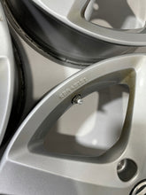 Load image into Gallery viewer, 4x Alufelge 17 Zoll 7.5" 5x130 50ET 7P0071497A VW Touareg Rim Wheel FEL3509749030du