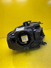 Load image into Gallery viewer, Frontscheinwerfer Audi A4 B8 8K0941003P Xenon Ein Stück (Rechts oder Links)