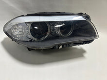 Load image into Gallery viewer, Frontscheinwerfer BMW F10 7203246-21 Xenon Ein Stück (Rechts oder Links) SCH8610981263bv