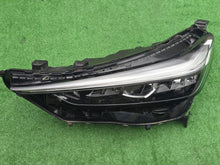 Laden Sie das Bild in den Galerie-Viewer, Frontscheinwerfer Honda Hr-V Full LED Links Scheinwerfer Headlight