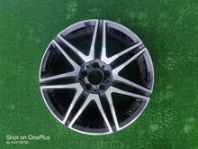 Laden Sie das Bild in den Galerie-Viewer, 1x Alufelge 19 Zoll 8.5&quot; 5x112 2124011900 Mercedes-Benz Amg Rim Wheel