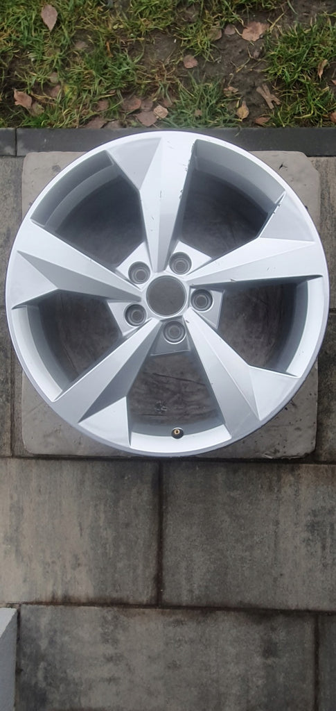 1x Alufelge 18 Zoll 8.0" 5x112 46ET Glanz Silber 8Y0601025CP Audi A3 Rim Wheel FEL4184406116fw