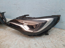 Load image into Gallery viewer, Frontscheinwerfer Opel Astra 39023762 39055746 LED Ein Satz Headlight
