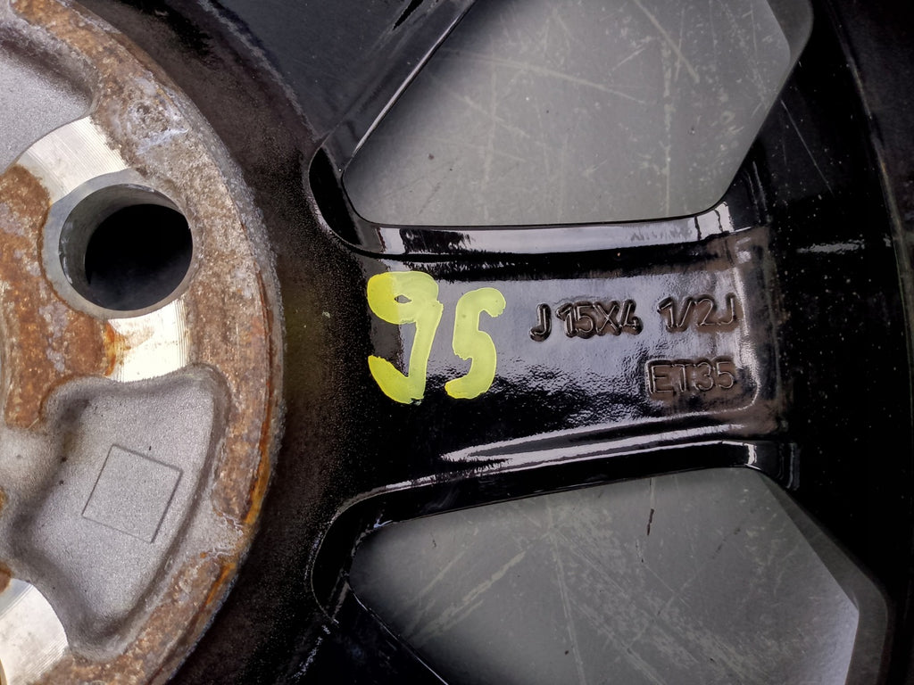 1x Alufelge 15 Zoll 4.5" 4x100 35ET 42611-0H050 Toyota Aygo Rim Wheel