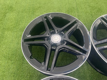 Laden Sie das Bild in den Galerie-Viewer, 4x Alufelge 18 Zoll 7.5" 5x112 49ET Glanz Schwarz A1774011500 Mercedes-Benz W177 FEL2581224814zt