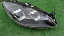 Laden Sie das Bild in den Galerie-Viewer, Frontscheinwerfer Ford Kuga LV4B-13E016-AN Full LED Rechts Headlight