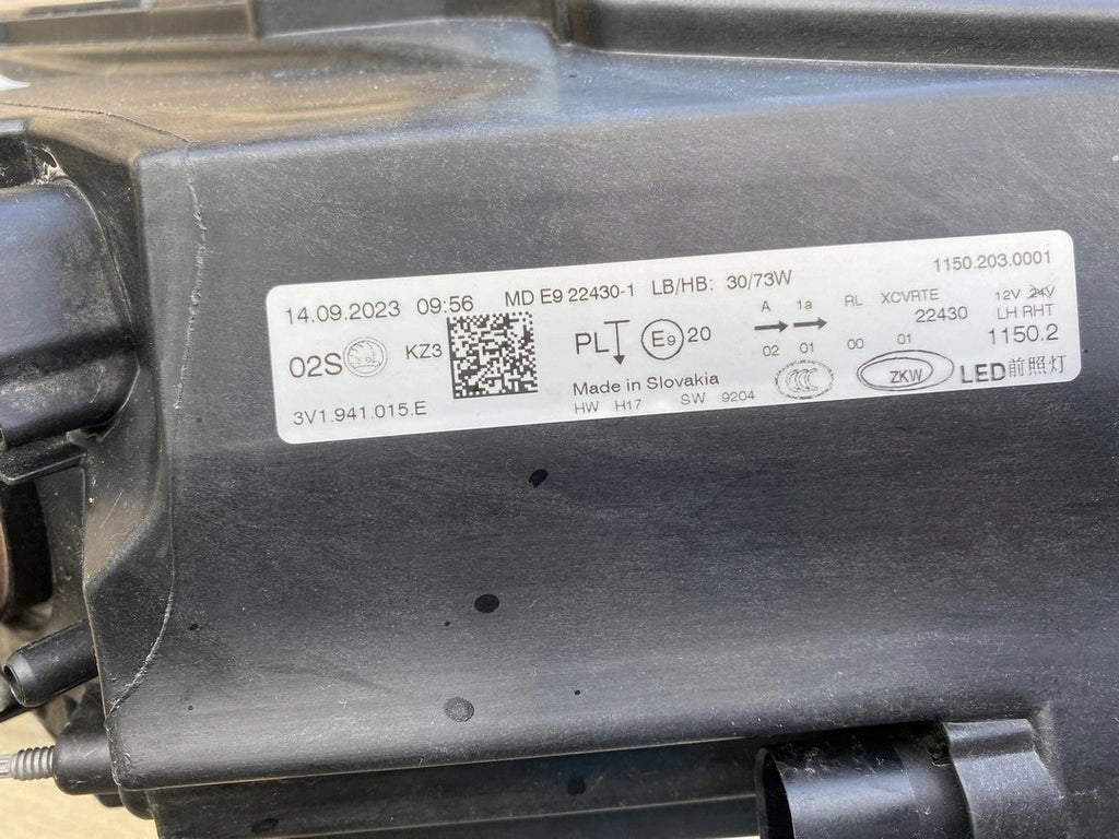 Frontscheinwerfer Skoda Superb III 3V1941015E LED Ein Stück (Rechts oder Links)