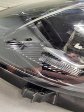 Laden Sie das Bild in den Galerie-Viewer, Frontscheinwerfer Ford Puma L1TB-13E015-EH LED Links Scheinwerfer Headlight SCH2200531336ia