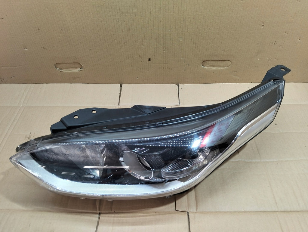 Frontscheinwerfer Kia Ceed J7921-21030 Ein Stück (Rechts oder Links) Headlight