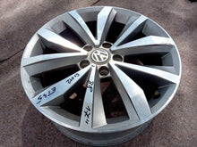 Laden Sie das Bild in den Galerie-Viewer, 1x Alufelge 17 Zoll 5x112 2GA601025P VW Passat B8 Rim Wheel FEL9394036172rp
