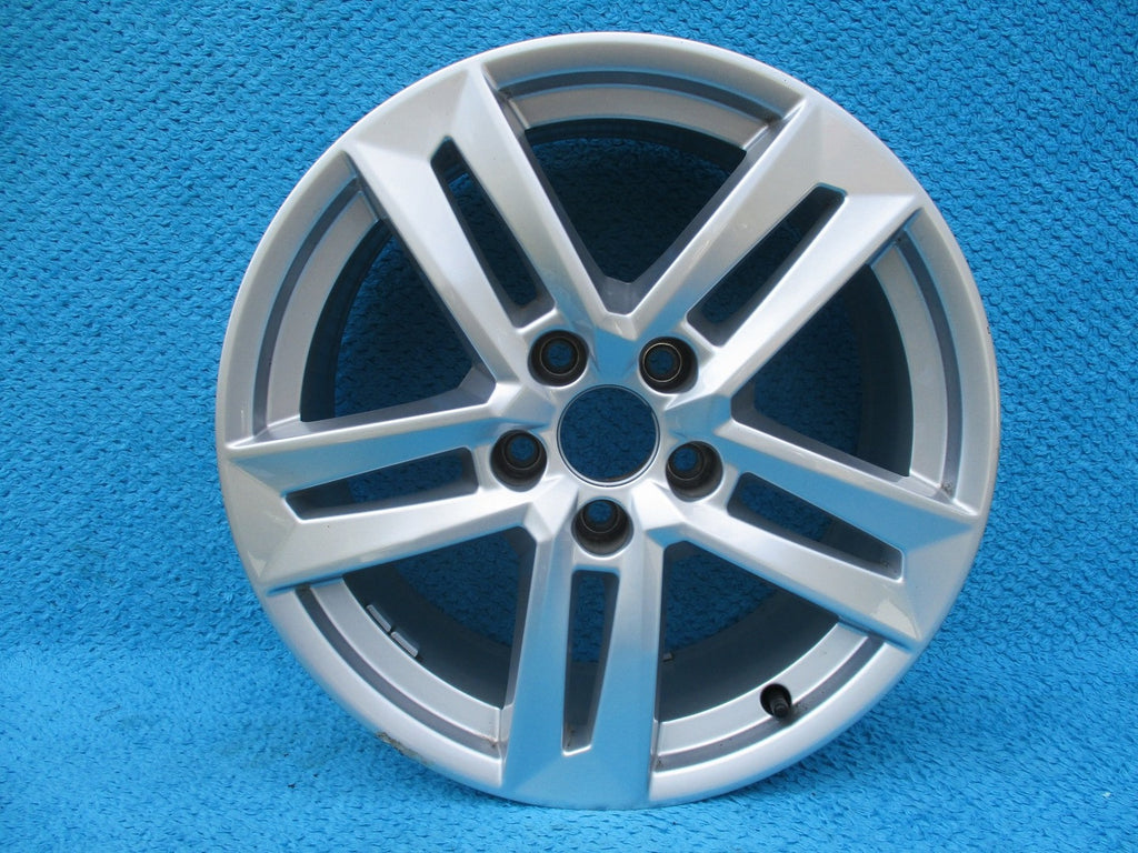 1x Alufelge 17 Zoll 7.0" 5x112 42ET Silber 8W0601025P Audi A4 B9 Rim Wheel