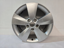 Load image into Gallery viewer, 1x Alufelge 16 Zoll 6.0" 5x112 48ET Glanz Silber 5E0601025BL Skoda Octavia Iii FEL2453490490th