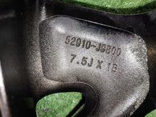 Load image into Gallery viewer, 1x Alufelge 18 Zoll 7.5&quot; 5x114.3 52ET 52910-J9800 Hyundai Kona Rim Wheel