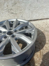 Load image into Gallery viewer, 1x Alufelge 17 Zoll 7.0&quot; 5x112 34ET Glanz Silber 80A601025 Audi Q5 Rim Wheel