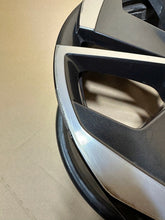 Laden Sie das Bild in den Galerie-Viewer, 1x Alufelge 18 Zoll 7.5&quot; 5x112 48ET 5E30601025AP Skoda Octavia 5e3 Rim Wheel