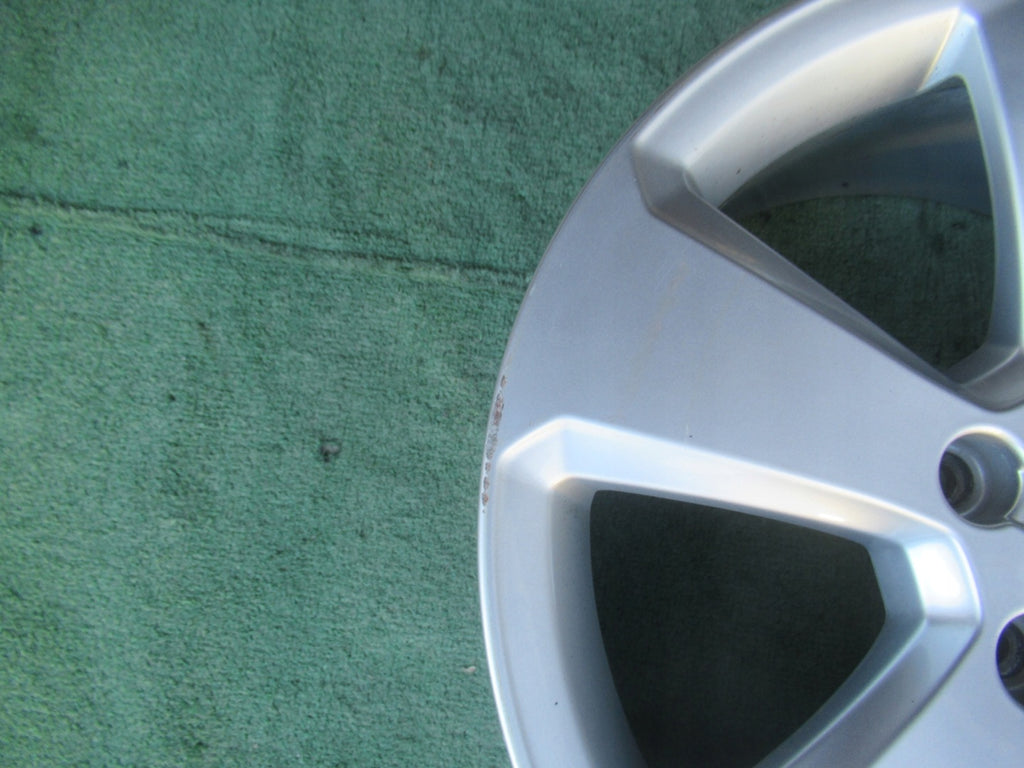 1x Alufelge 17 Zoll 7.5" 5x112 51ET Glanz Silber 8V0601025BK Audi A3 Rim Wheel FEL4444382647lu