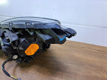 Laden Sie das Bild in den Galerie-Viewer, Frontscheinwerfer Mitsubishi Space Star W3015 Xenon Rechts Headlight