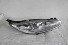 Load image into Gallery viewer, Frontscheinwerfer Ford Fiesta C1BB-13W029-CG C1BB-13W029-CGC1BB-13W029-CG Rechts SCH2615225188ym