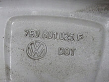 Laden Sie das Bild in den Galerie-Viewer, 1x Alufelge 16 Zoll 6.5&quot; 5x120 51ET Glanz Silber 7E0601025F VW T6 T5 Rim Wheel