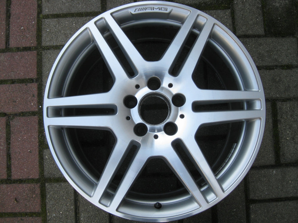 1x Alufelge 18 Zoll 9.0" 5x112 54ET Glanz Silber A2124012402 Mercedes-Benz Amg