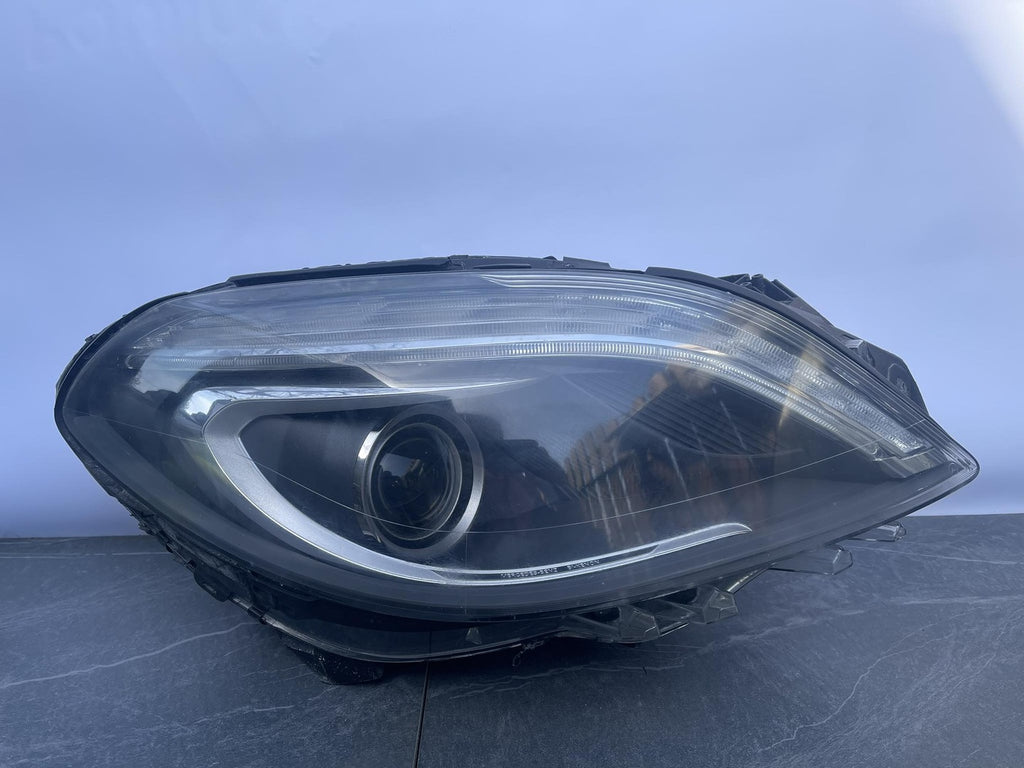 Frontscheinwerfer Mercedes-Benz W246 A2468207461 LED Rechts Headlight