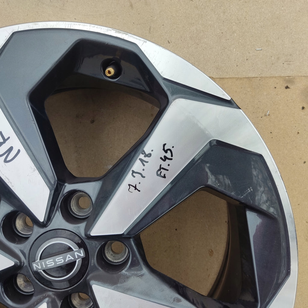 1x Alufelge 18 Zoll 7.0" 5x114.3 45ET 403006UA4J Nissan Qashqai III J12