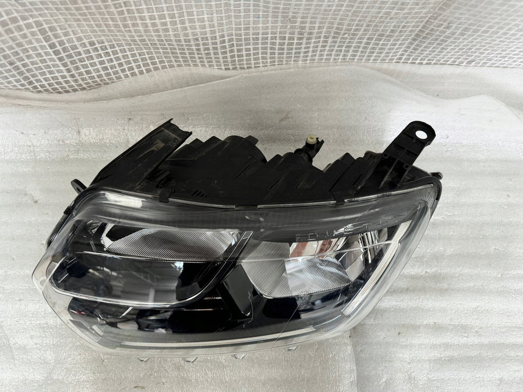 Frontscheinwerfer Dacia Duster 260609367R Links Scheinwerfer Headlight