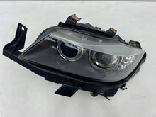 Load image into Gallery viewer, Frontscheinwerfer BMW 3 E91 E90 72402479 Xenon Ein Stück (Rechts oder Links) SCH2530592301bf