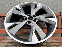 Load image into Gallery viewer, 1x Alufelge 20 Zoll 9.0" 5x112 42ET 89A601025H Audi E-Tron Rim Wheel FEL7156206297fp