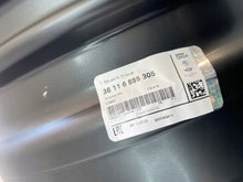 Laden Sie das Bild in den Galerie-Viewer, 1x Alufelge 18 Zoll 7.5" 5x112 6885305 BMW G21 G22 G20 G42 Rim Wheel FEL5098619864qo