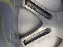 Load image into Gallery viewer, 1x Alufelge 18 Zoll 7.5" 5x114.3 52 5ET Glanz Silber 9965187580 Mazda 3 FEL6151765329fw